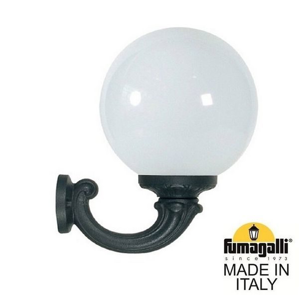 eefea9ddf8b3a392e122668df261e3b9 600x600 - Настенный фонарь уличный Globe 300 G30.132.000.AYE27